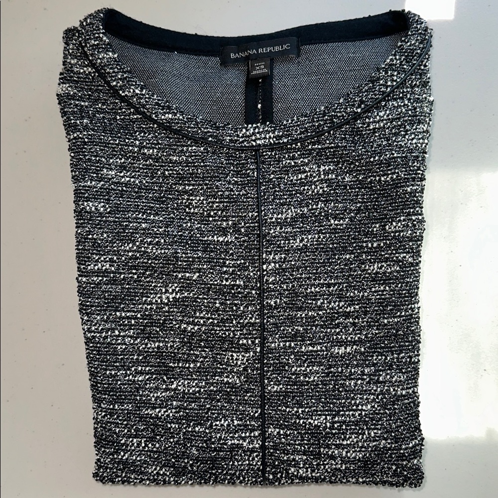 Banana Republic Black and Gray Long Sleeve Dress Sz. XSP for Versátil Style. - Picture 12 of 12